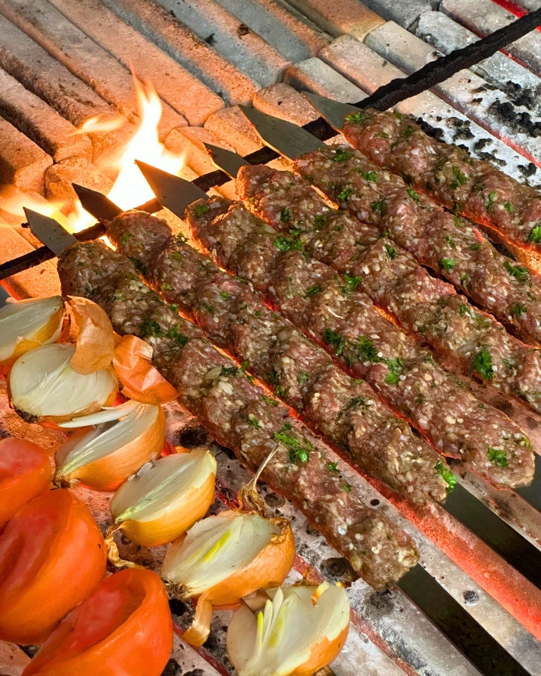 Shawarma Alzaeem