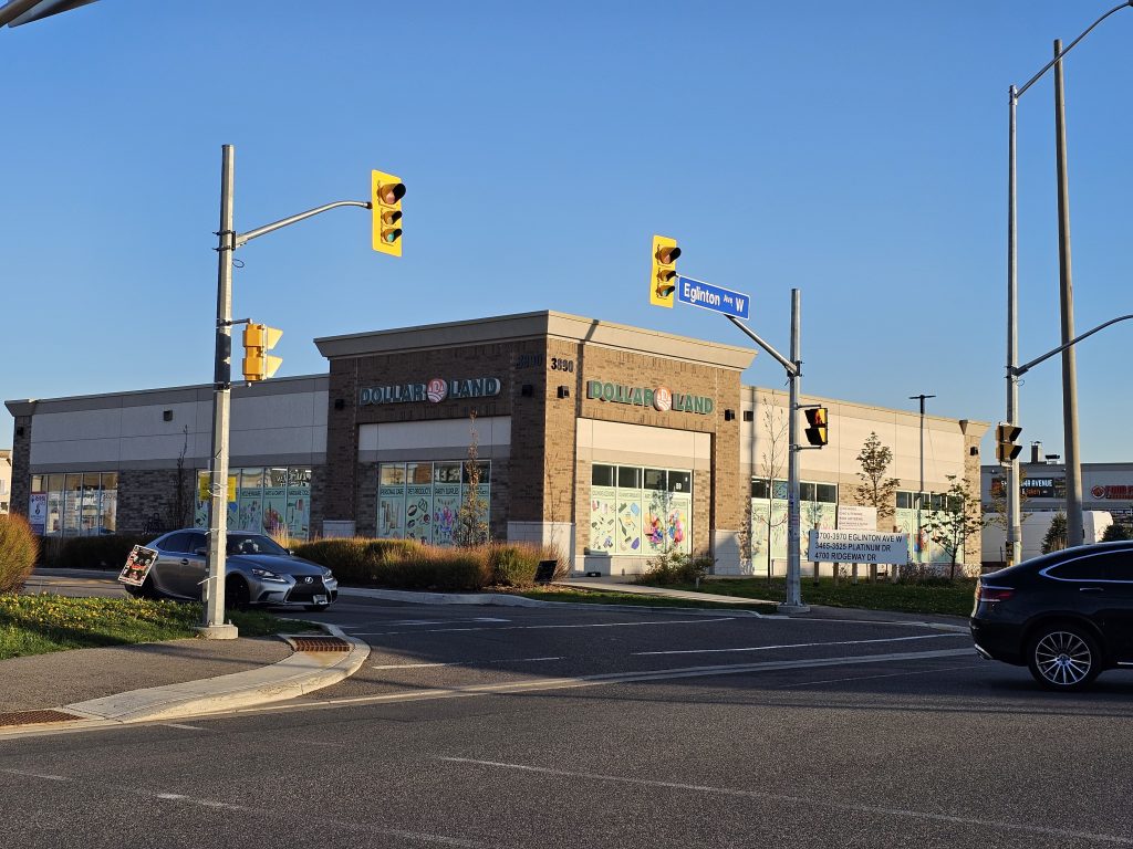 Ridgway Plaza northern eastern entrance