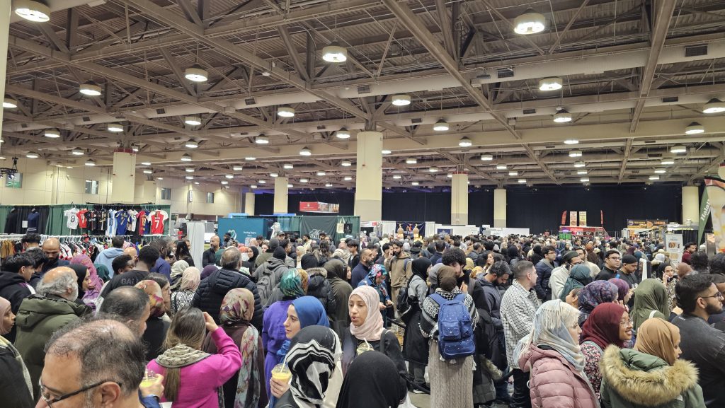 RIS 2024 crowd