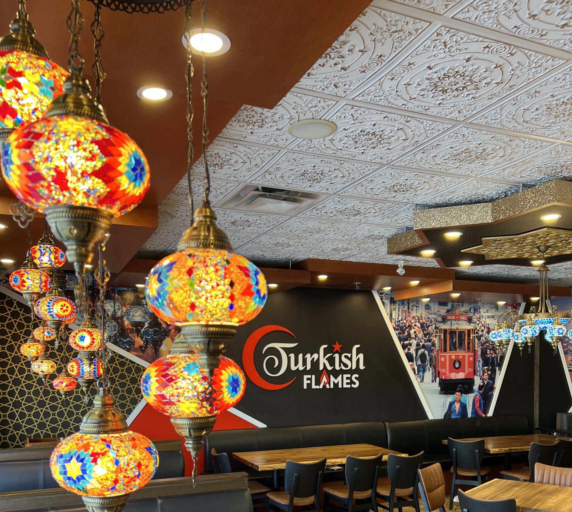 Turkish Flames dining room with mosaic lamps